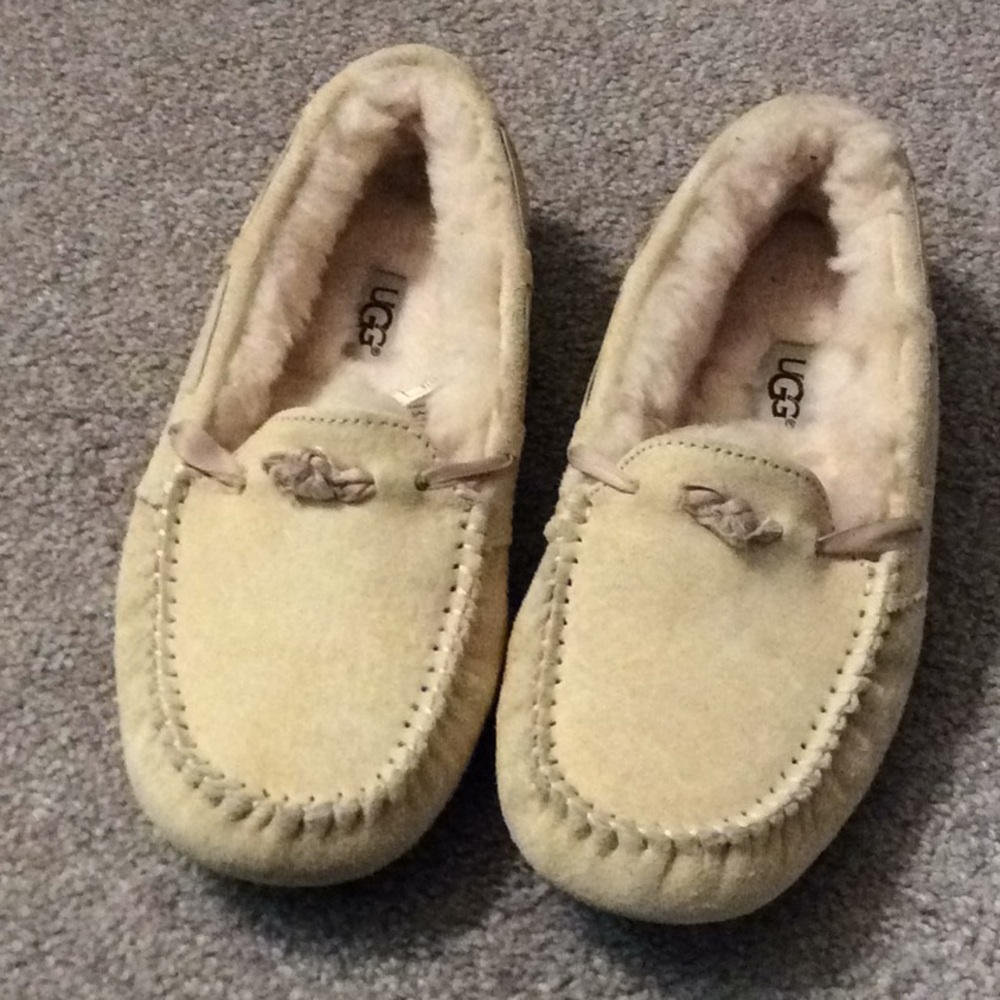 UGG nude moccasins